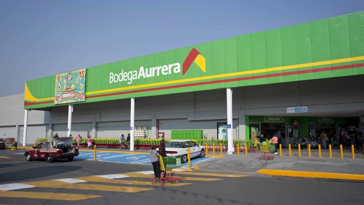 WhatsApp chat history recovery